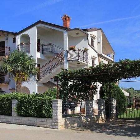 Apartments Jasna Umag Extérieur photo